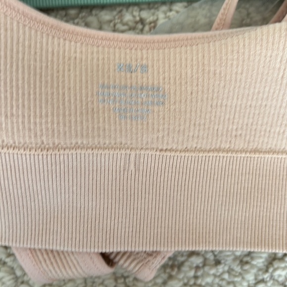 Set of 2 XS/S Bralettes - Picture 3 of 3